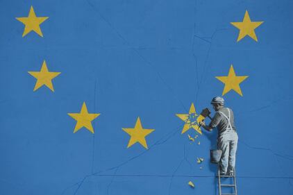 La nuova opera di Banksy contro la Brexit 6