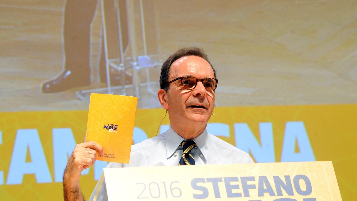 Parisi apre le porte al Sud emarginato dall'era renziana