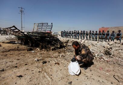 Kabul, l'addio alle armi è una bomba a orologeria