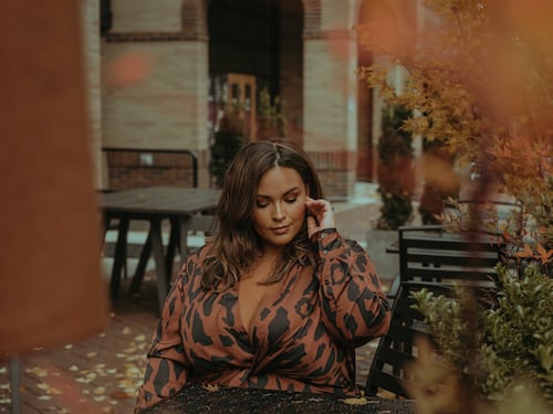 Moda curvy: 10 outfit per l’autunno 2023
