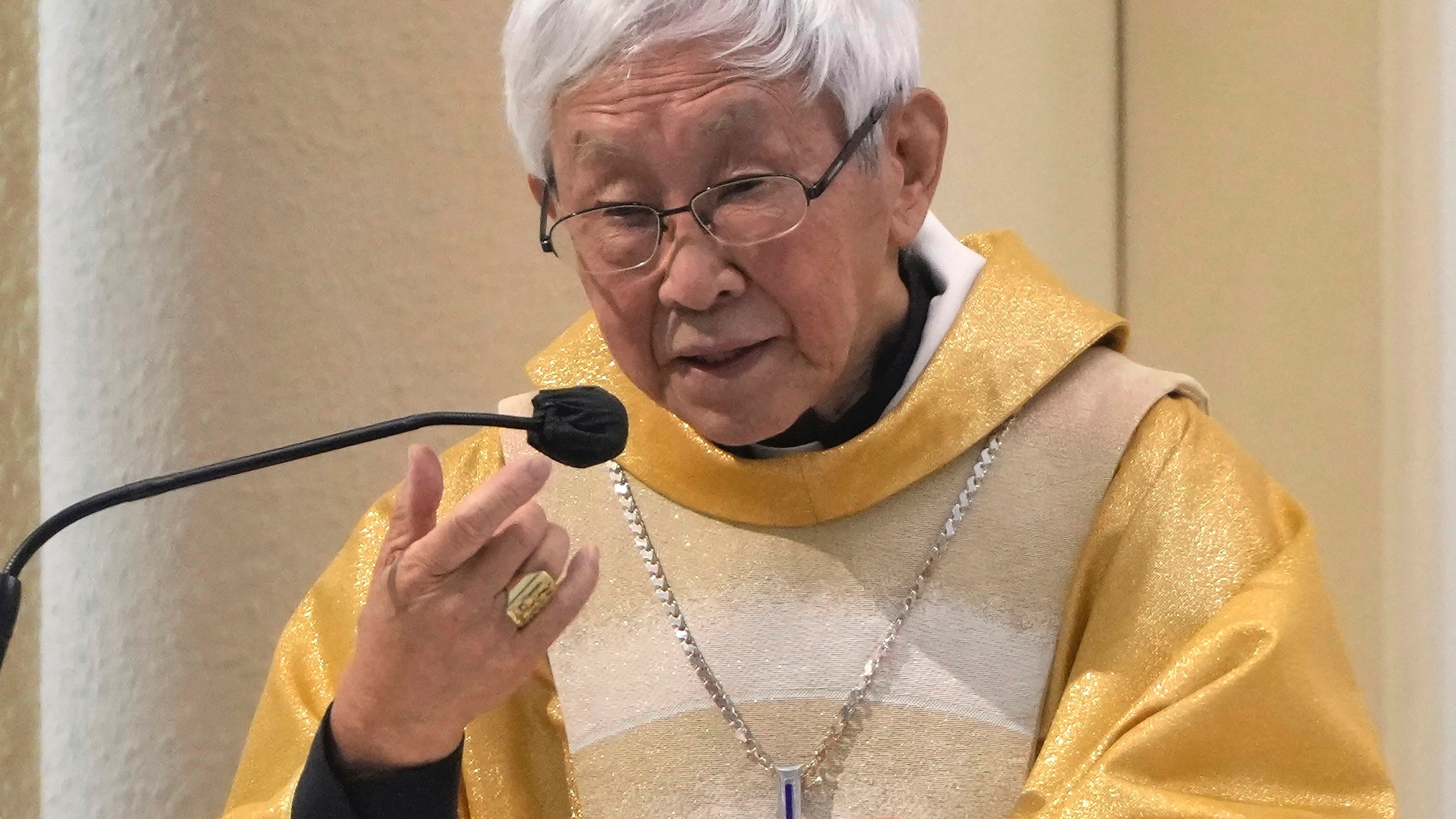 Le mosse di Zen, il cardinale anti-Cina: la sfida a Parolin per l'intesa con Pechino