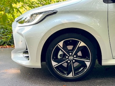 Toyota Yaris 2024: guarda la gallery del nuovo ibrido da 130 CV 7