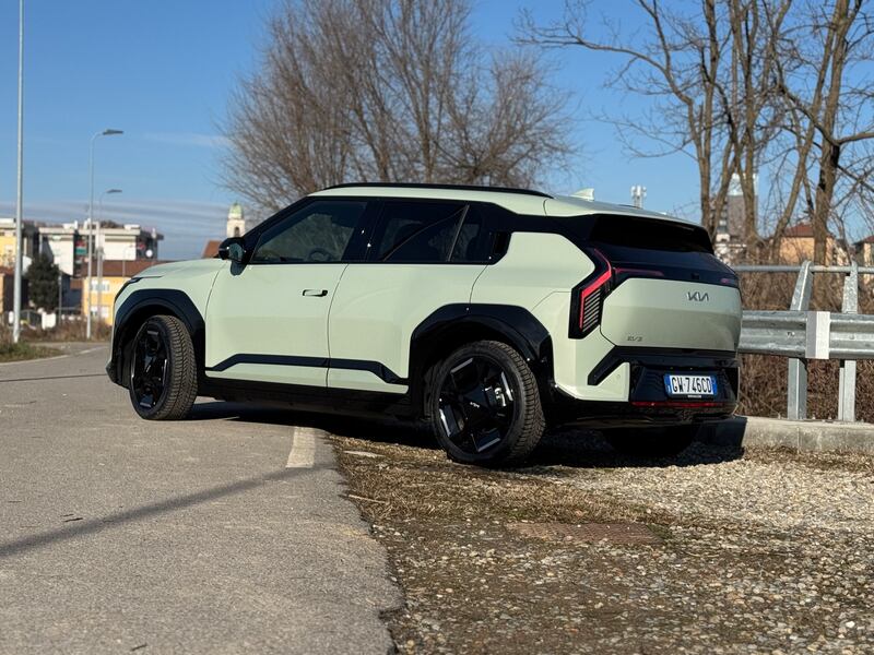 KIA EV3: guarda la gallery del nuovo SUV elettrico efficiente e accessibile 20
