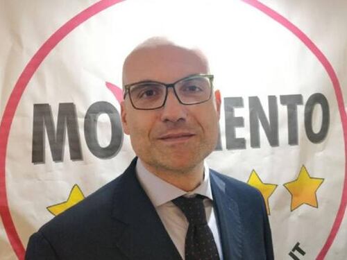 M5s, il massone Vitiello non ritira la candidatura