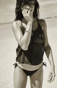 Helena Christensen, topless perfetto: 46 anni da regina 6