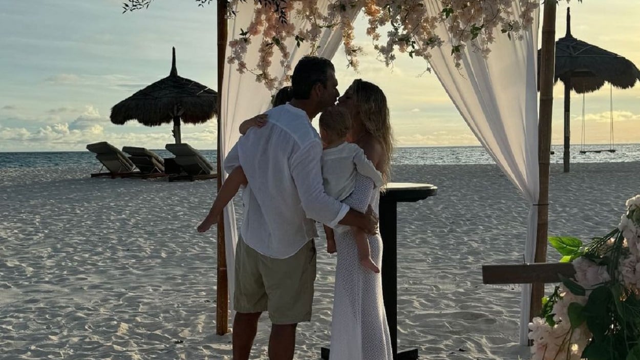 Luca Argentero ha sposato (di nuovo) Cristina Marino? La foto su Instagram scatena i fan