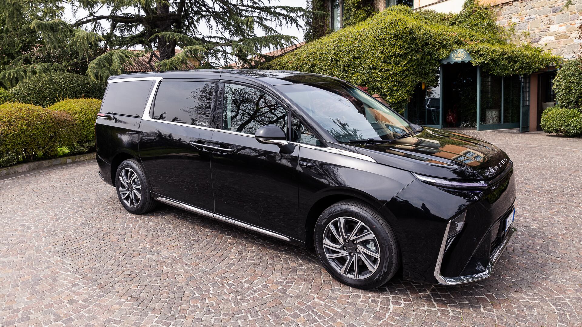 Maxus Mifa9, un viaggio all'insegna del comfort. E non solo