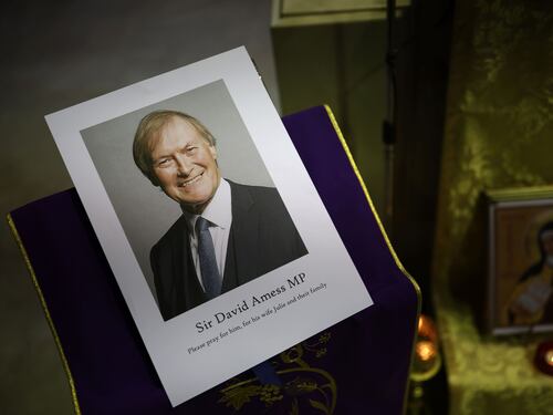 Somalo e figlio di un ex consigliere: chi è il presunto assassino di David Amess