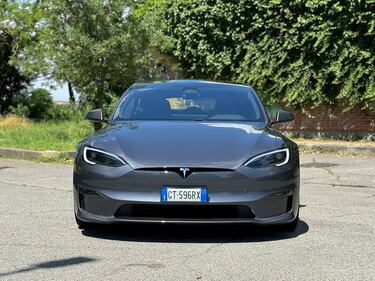 Tesla Model S Plaid: guarda la gallery della super berlina elettrica 4