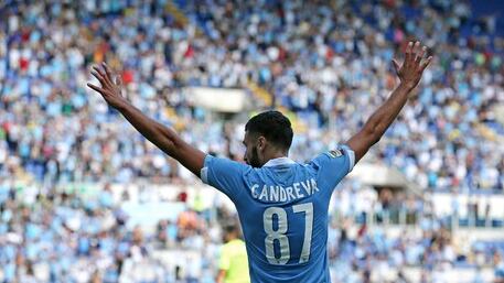 Attesa dall'Udinese, la Lazio brinda al rinnovo del suo uomo simbolo