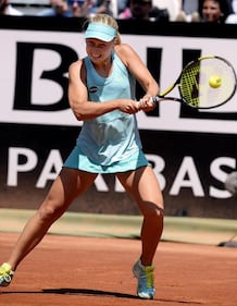 Tennis, agli Internazionali di Roma è gara tra bellissime 2
