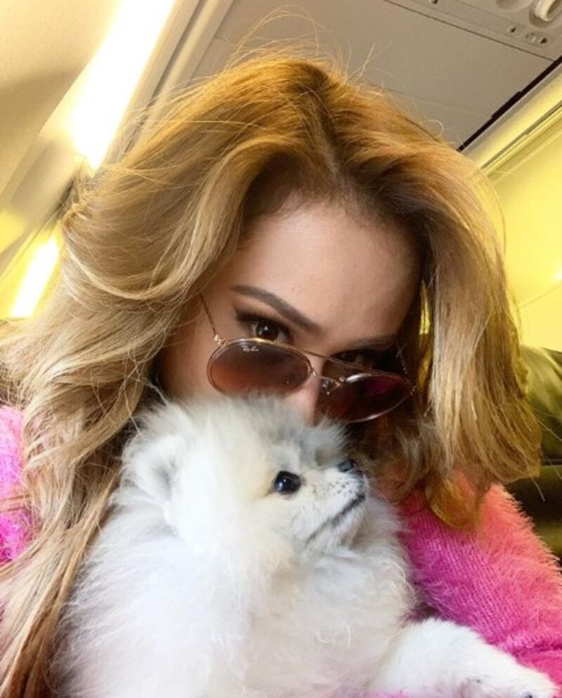  Yanet Garcia, la sexy meteorina 9