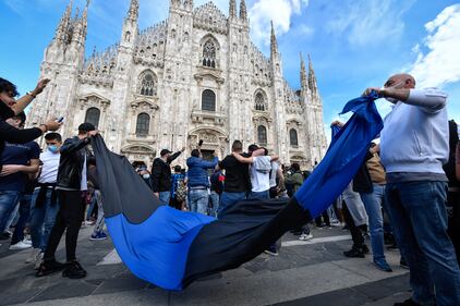Inter, i festeggiamenti in Piazza Duomo 9