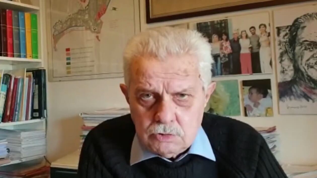 Morto l'architetto e scrittore Italo Ferraro: è stato investito da uno scooter a Napoli