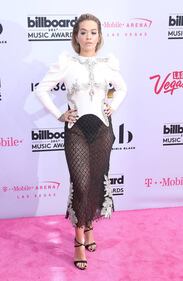 Billboard Music Awards 2017, i look più sexy 17