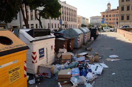 Spazzini in sciopero a Livorno 22