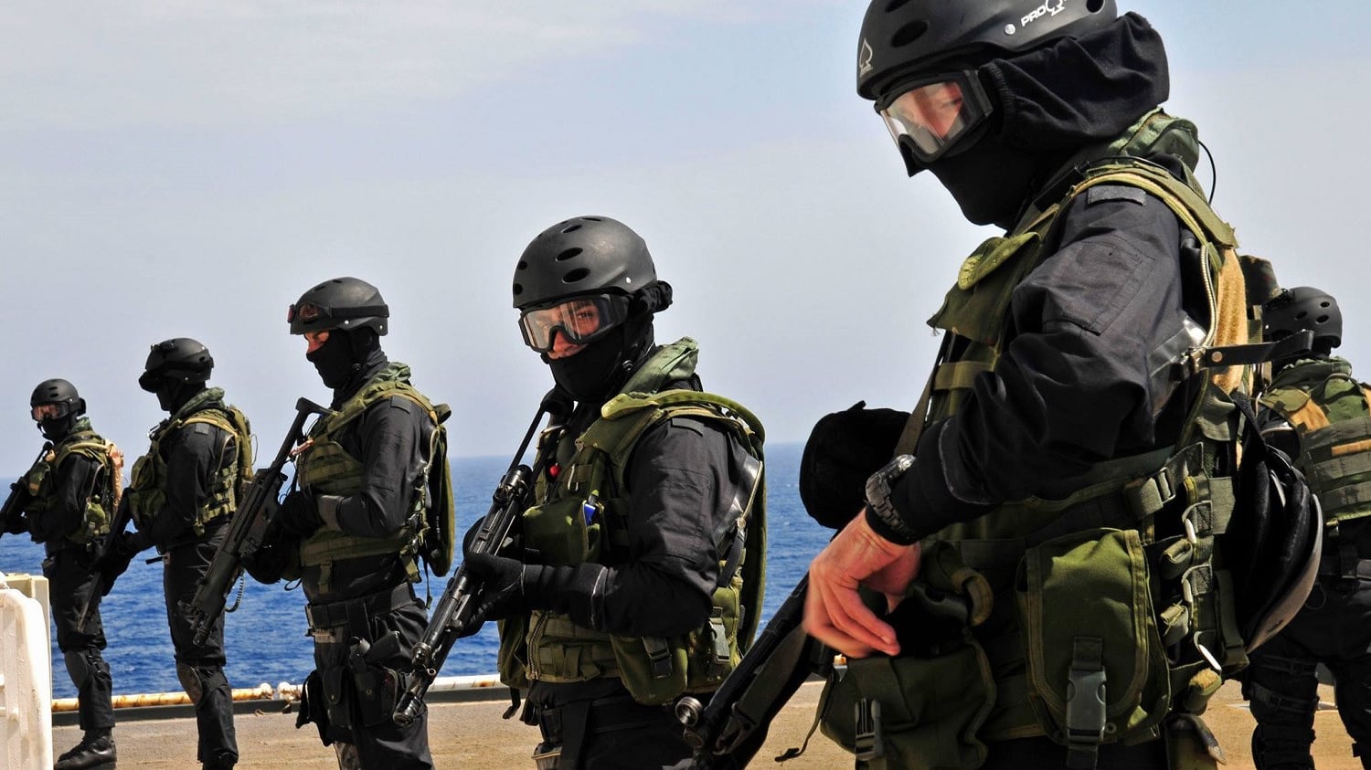 Forze speciali italiane in Libia per preparare la guerra all'Isis