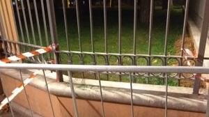 Ventimiglia, sindaco fa rimuovere fontana dove si lavano i migranti