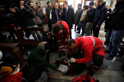 Occupano la basilica di piazza del Popolo: "Mai con Salvini" 19
