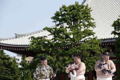 Nazikumo, è lotta tra chi piange prima 18