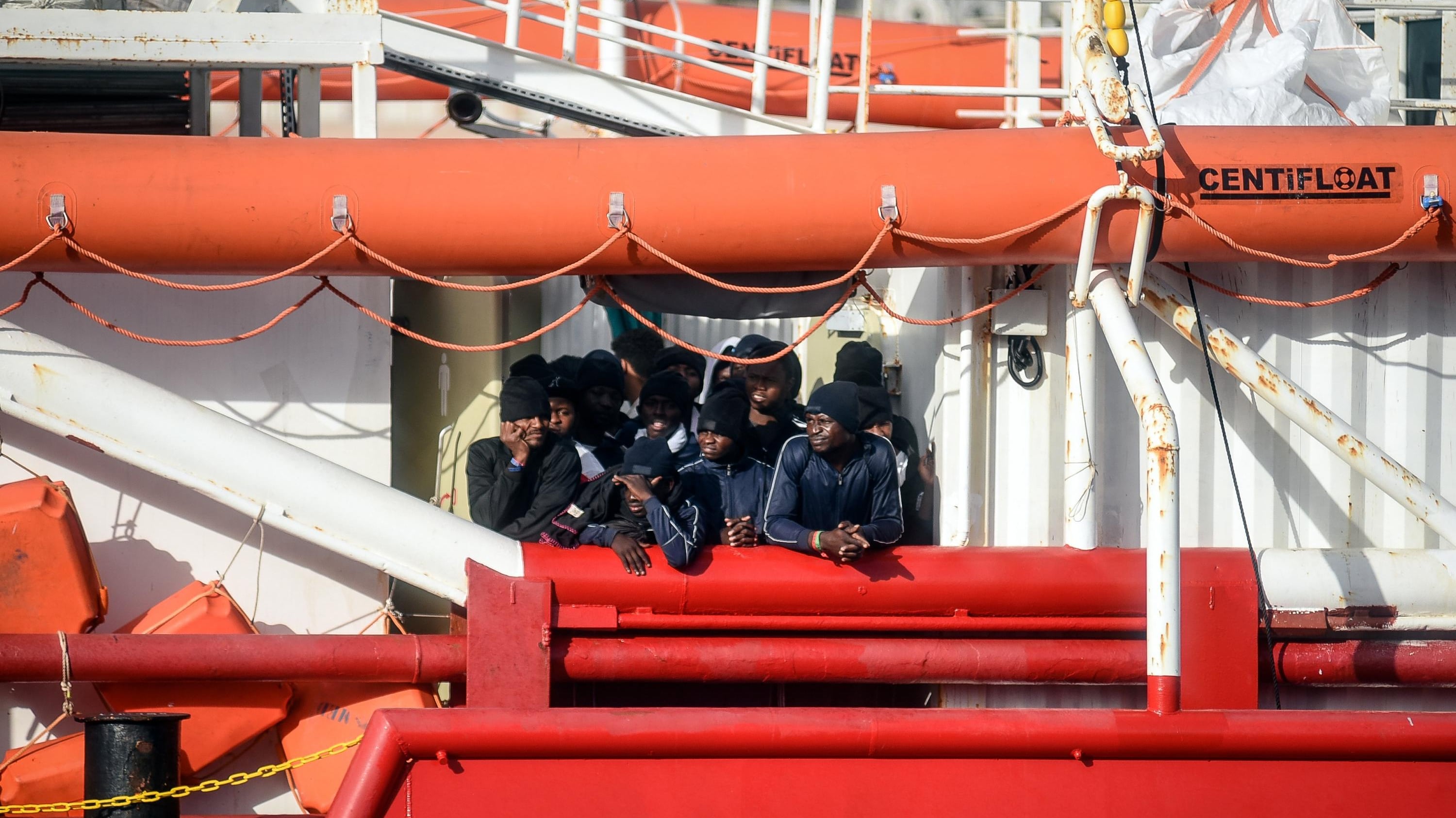 Italia invasa da migranti perché ai norvegesi piacciono tanto le ong