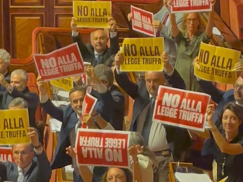 Legge elettorale, ok del Senato. Scintille dalle opposizioni