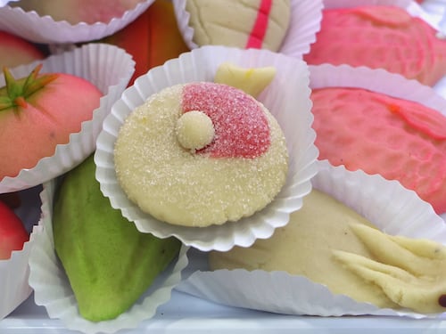 Lecce, pasta di mandorle e altri piatti tipici delle ricorrenze religiose