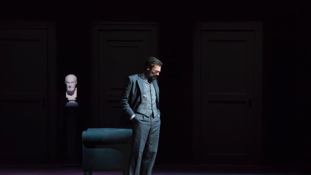 Al Piccolo come sul lettino di Freud: Gifuni interpreta i sogni e lo psicanalista