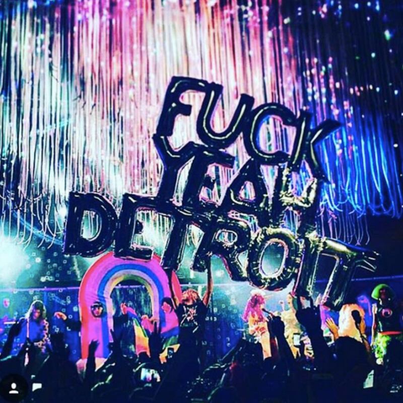 Miley Cyrus sempre più sexy in tour 6