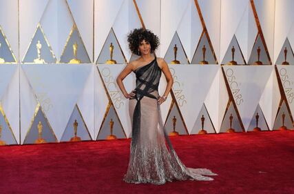 Halle Berry, sexy e talentuosa 6