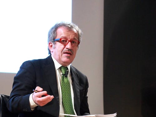 La magistratura rompe il silenzio elettorale: inchiesta sulle firme per Maroni