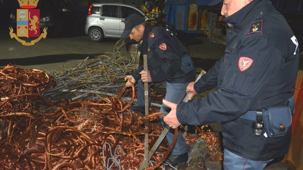 Sequestrate 1,6 tonnellate di rame di dubbia provenienza