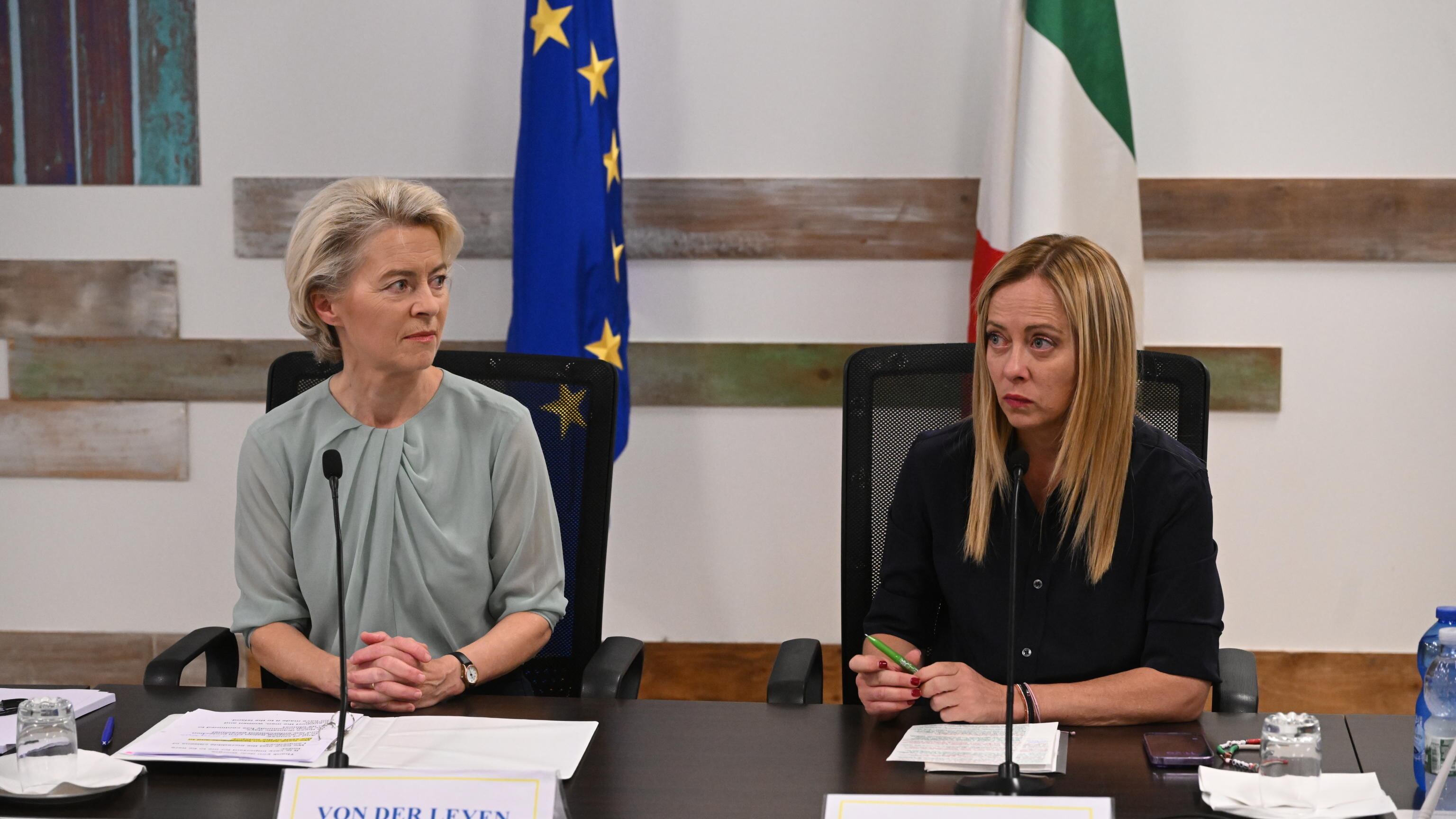 Migranti, Meloni e von der Leyen oggi a Lampedusa | Segui la diretta