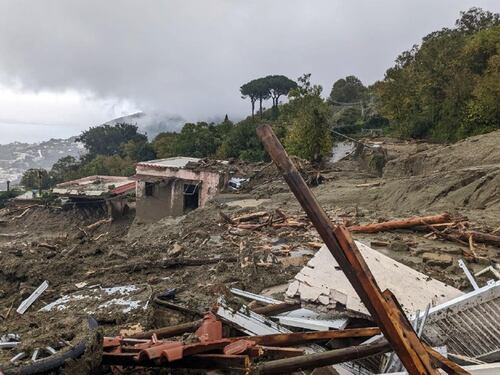 Terremoti e frane: così l'isola fragile è stata devastata