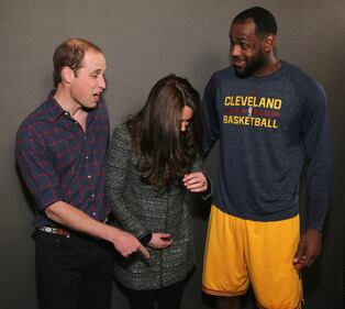 Lebron James abbraccia Kate Middleton 2