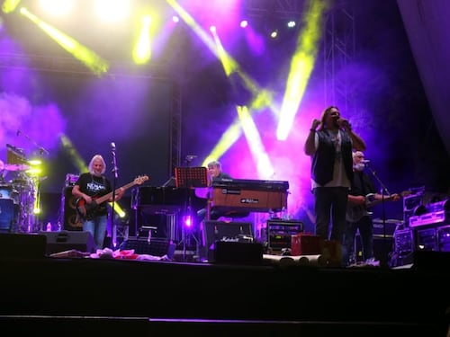 "Noi, sempre Nomadi. E con la nostra musica diciamo no alla guerra"