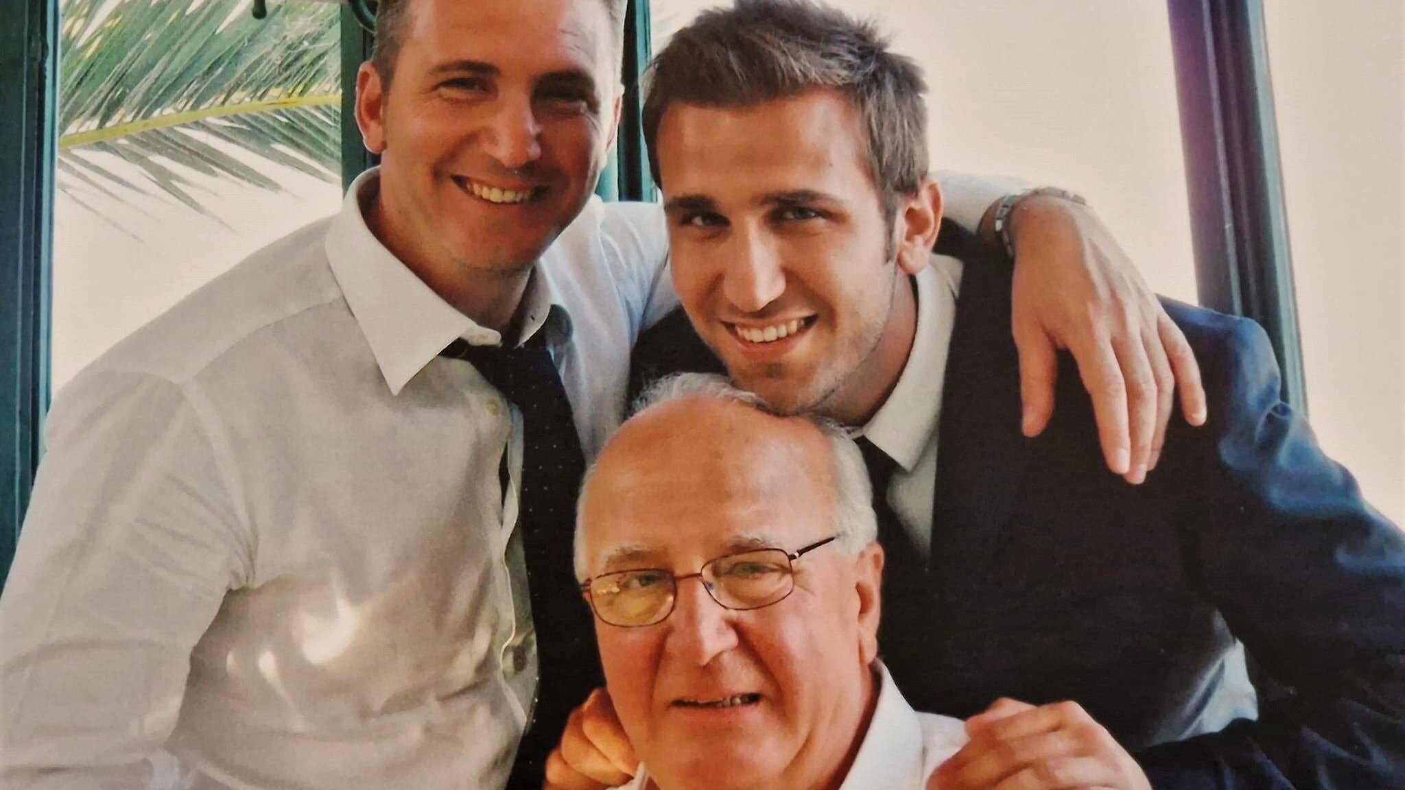 Morto il papà di Pio D'Antini: il messaggio di addio del comico
