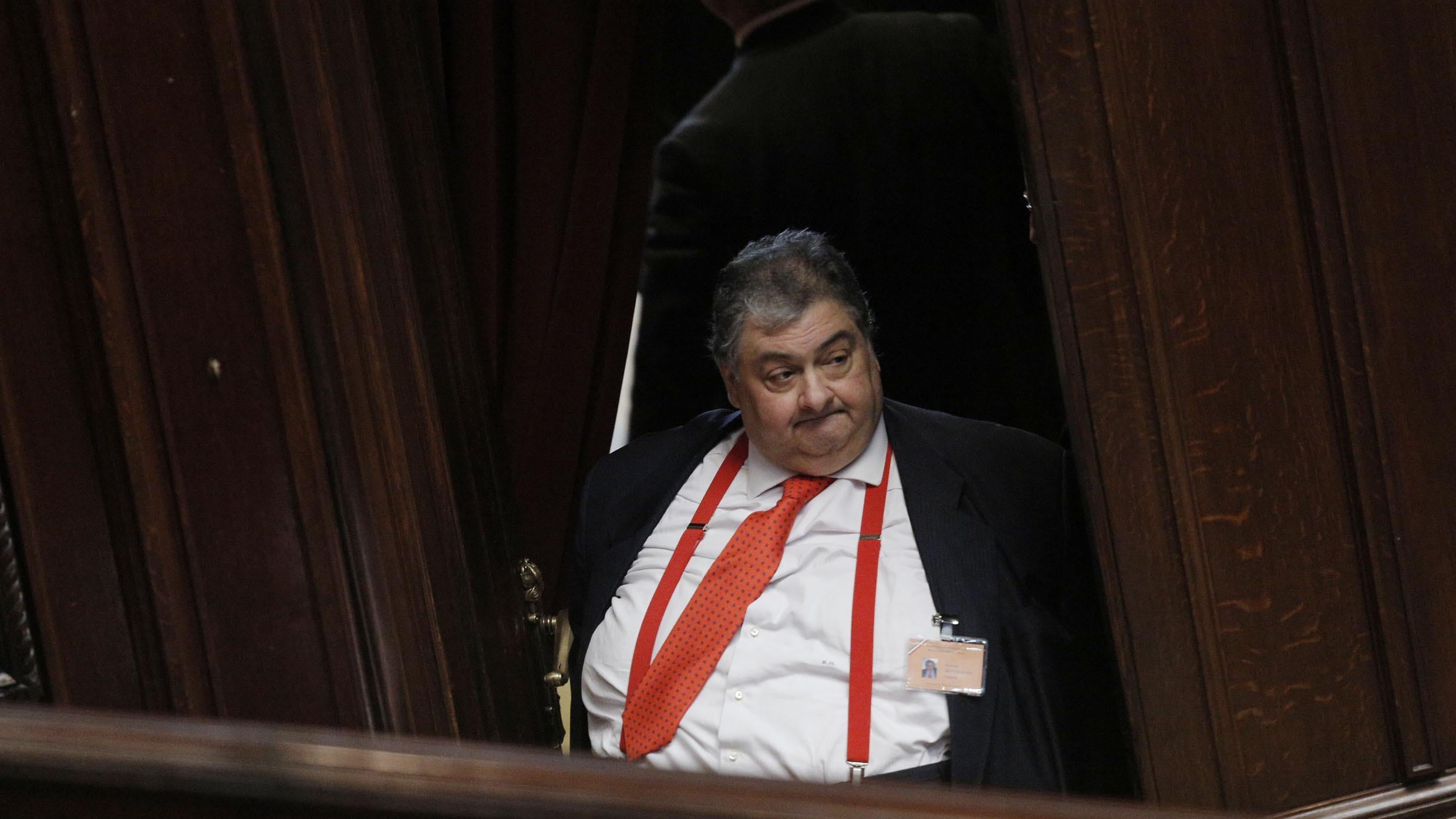 Inchiesta spese pazze in Liguria, il presidente del Consiglio regionale lascia