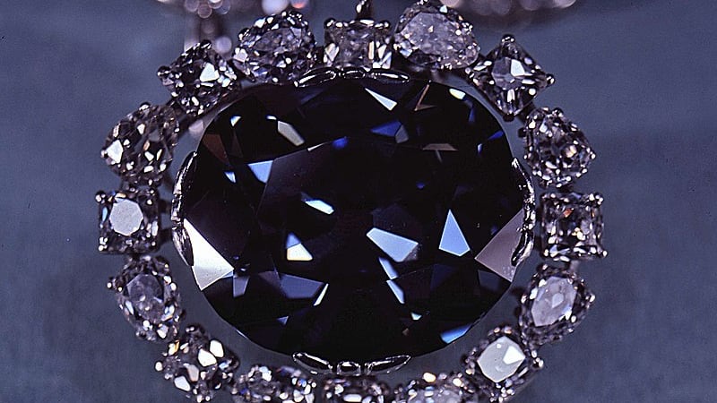 Quel diamante "maledetto" e la leggenda nera dietro "Hope"