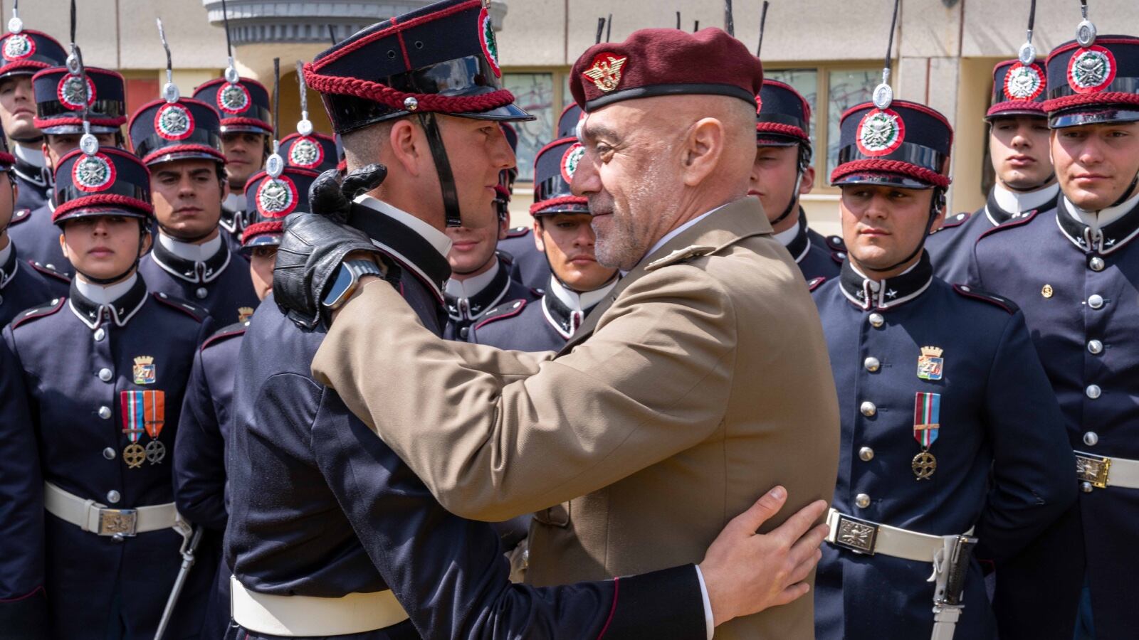 Giuramento congiunto degli allievi marescialli dell'Esercito e dell'Aeronautica