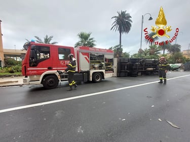 Genova vessata dal maltempo, le immagini dei danni 4