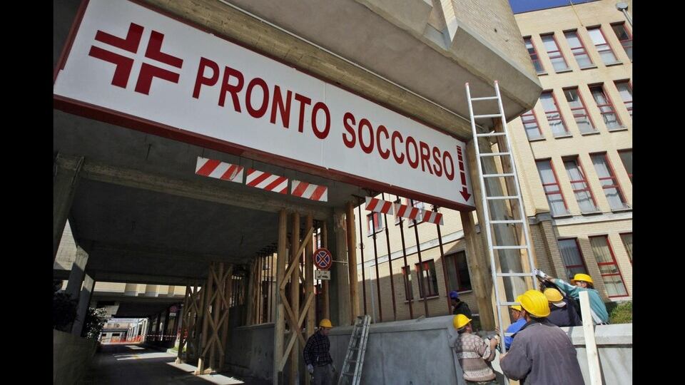 Ferrara, dimesso dall'ospedale morì dopo 10 giorni per sospetta legionella. La famiglia: "Vogliamo la verità"