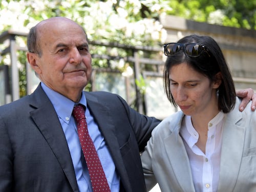 “Mettetevi insieme”. Bersani spinge Schlein e Conte verso l’ammucchiata rossa