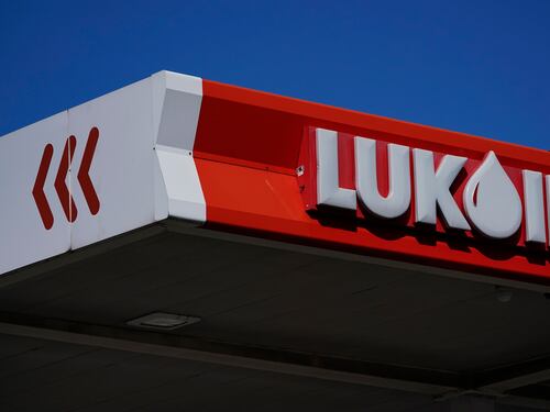 Nuova morte misteriosa in Russia: giallo sul "suicidio" del dirigente Lukoil