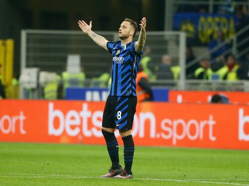 La grottesca serata delle due milanesi
