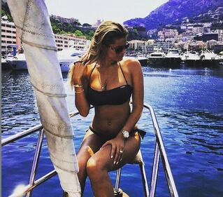 Natalia Mesa Bush e le foto sexy su Instagram 17