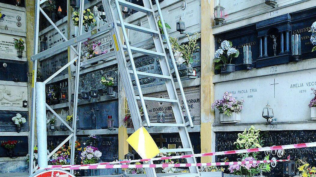 Un'inchiesta sui cimiteri di una Genova morente