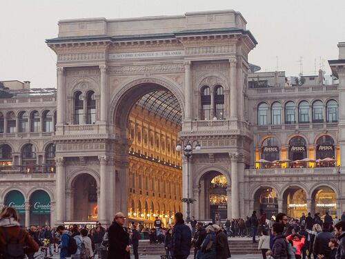 Milano come un set. Film, spot e serie tv sotto la Madonnina