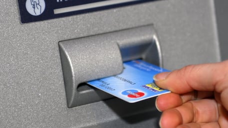 La mossa di Equitalia: così spierà i conti correnti