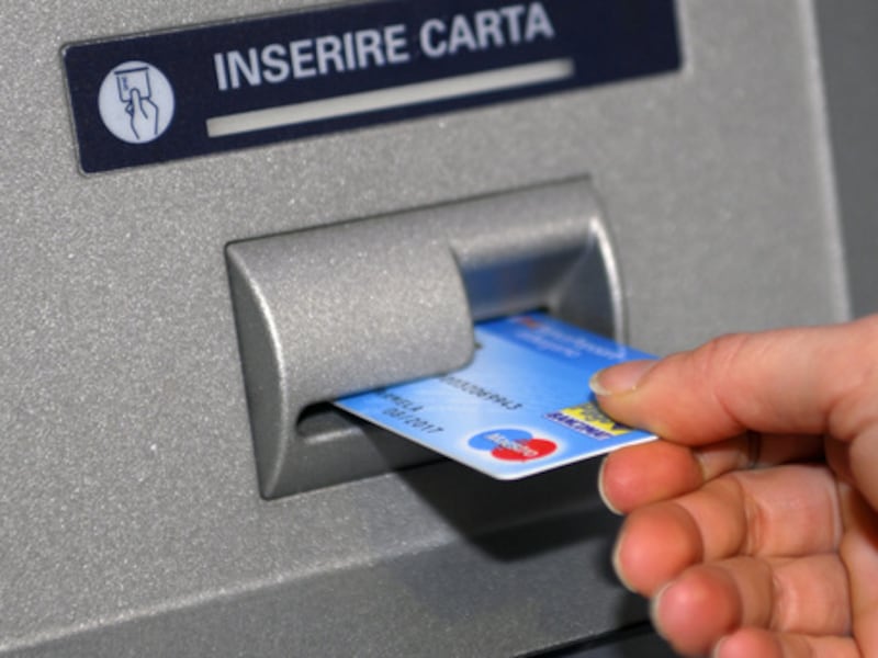 Famiglie più indebitate. Ma l’Italia è un modello